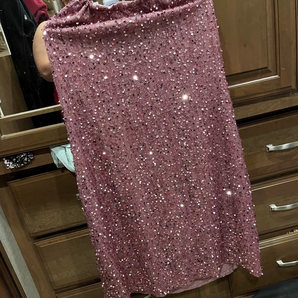 Backless pink sparkle dress